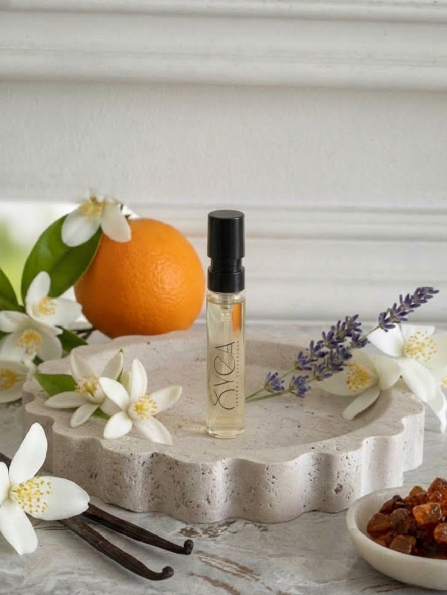 OYEA Essence 2ml luxury-inspired oil-based perfume sample vial.