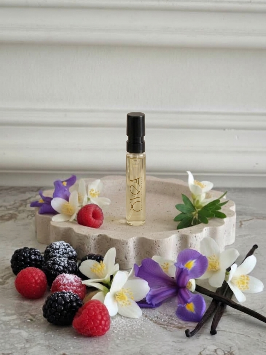 OYEA Essence 2ml luxury-inspired oil-based perfume sample vial