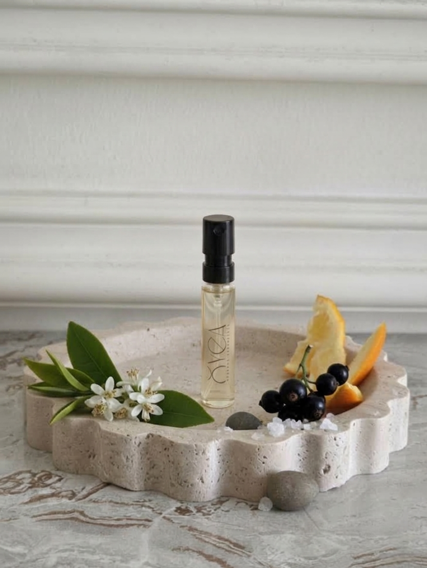 OYEA Essence 2ml luxury-inspired oil-based perfume sample vial