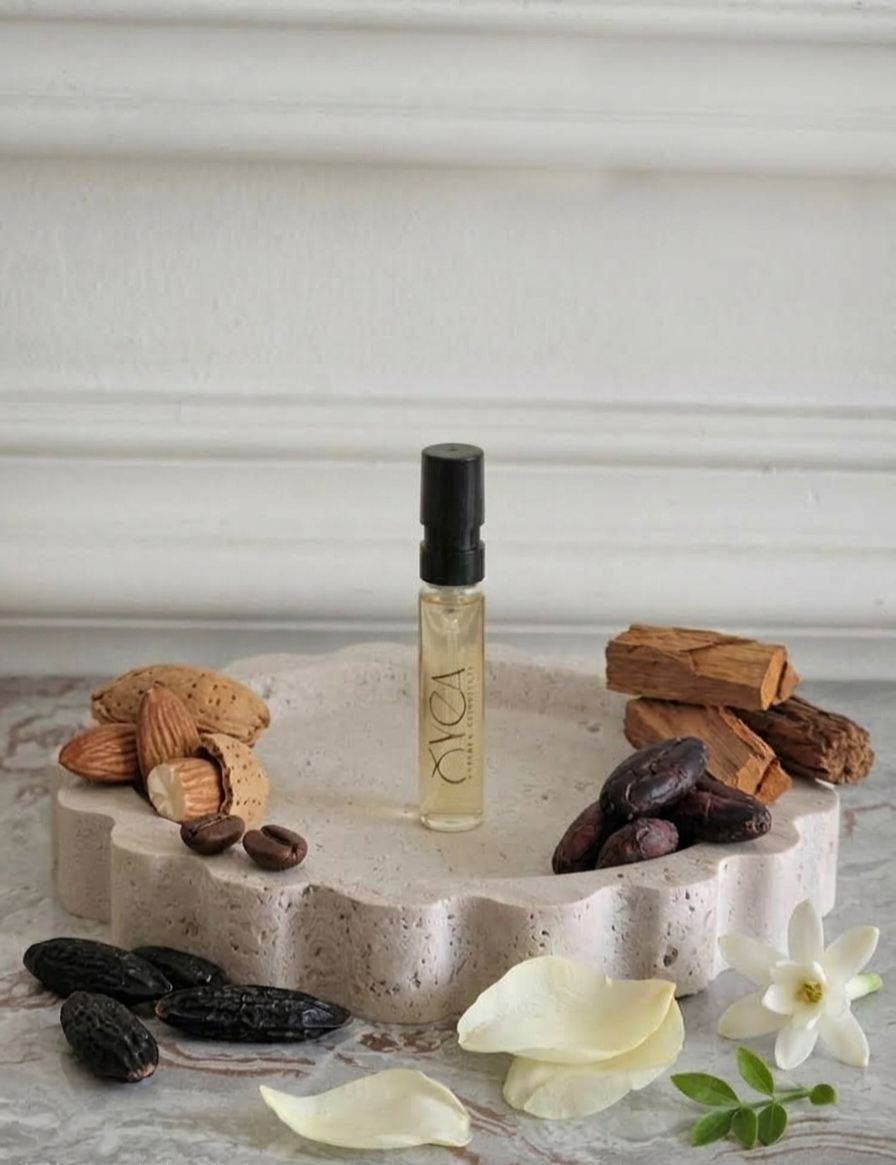 OYEA Essence 2ml luxury-inspired oil-based perfume sample vial