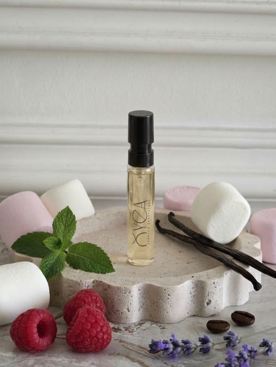 OYEA Essence 2ml luxury-inspired oil-based perfume sample vial.