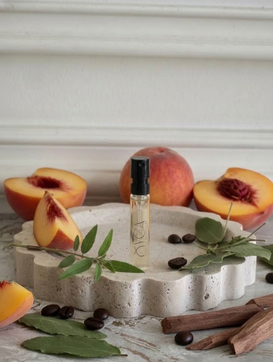 OYEA Essence 2ml luxury-inspired oil-based perfume sample vial.